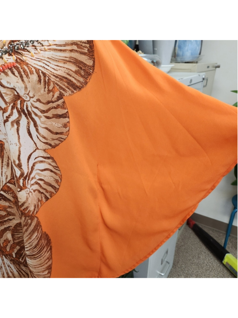 Chico's Orange and Brown Embellished Cap Sleeve Blouse Size S/M - Picture 3 of 9
